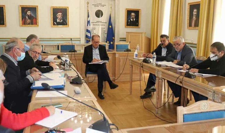 Σύσκεψη στην Περιφέρεια Πελοποννήσου υπό τον περιφερειάρχη Π. Νίκα για την κατανομή του λιγνιτόσημου