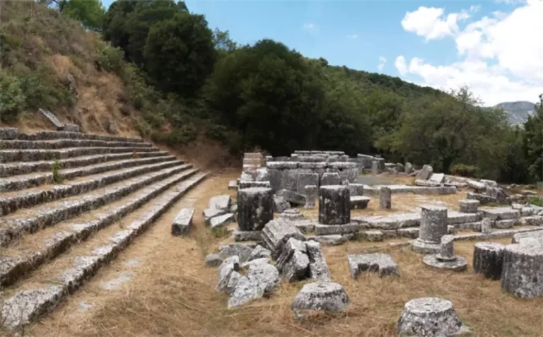 Ταξίδι στην αρχαία πολιτεία του θεού Λύκου στα σύνορα της Αρκαδίας με τη Μεσσηνία
